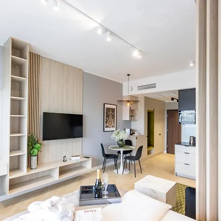 Kaleo - Hanza Tower Apartment *