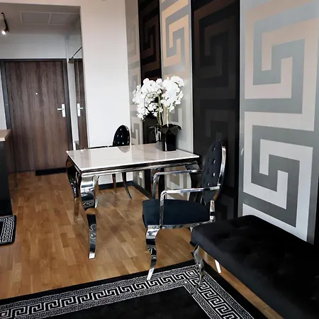 Kaleo - Hanza Tower *