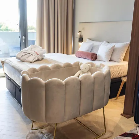 Kaleo - Hanza Tower Apartment *