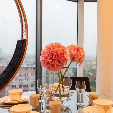 Kaleo - Hanza Tower *