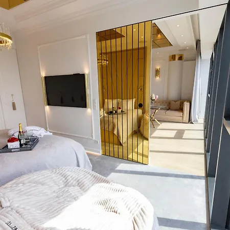 Kaleo - Hanza Tower Apartment *